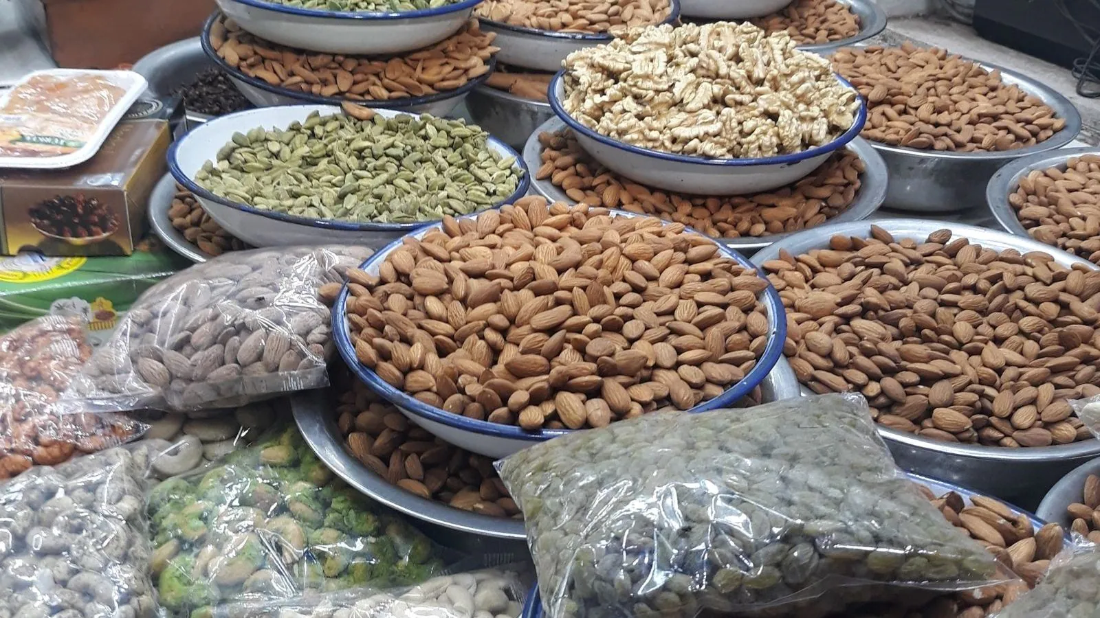 Buy the best qaulity dry fruit online in India At best Price 