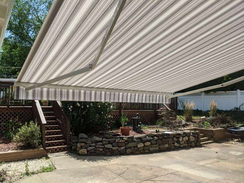 How Do Retractable Awnings Work?