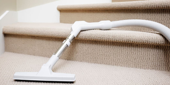 vacuum for carpeted stairs