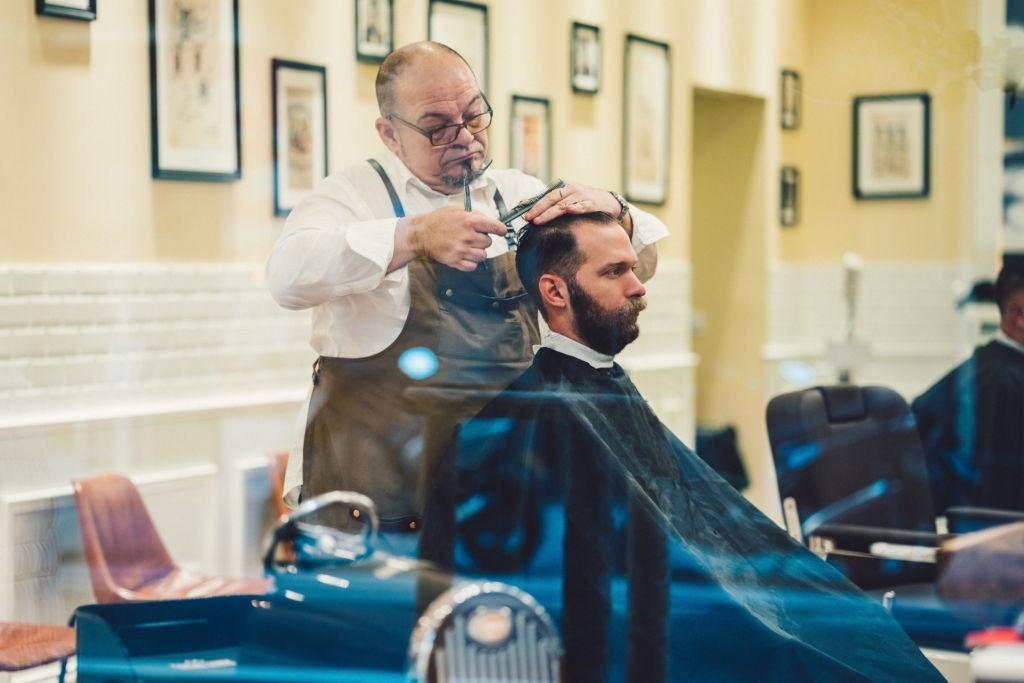 Highest Level of Customer Service at 5 Star Hair Salon