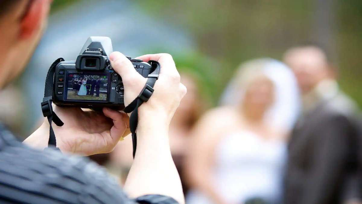 Best Recommendations for Choosing an Event Photographer?