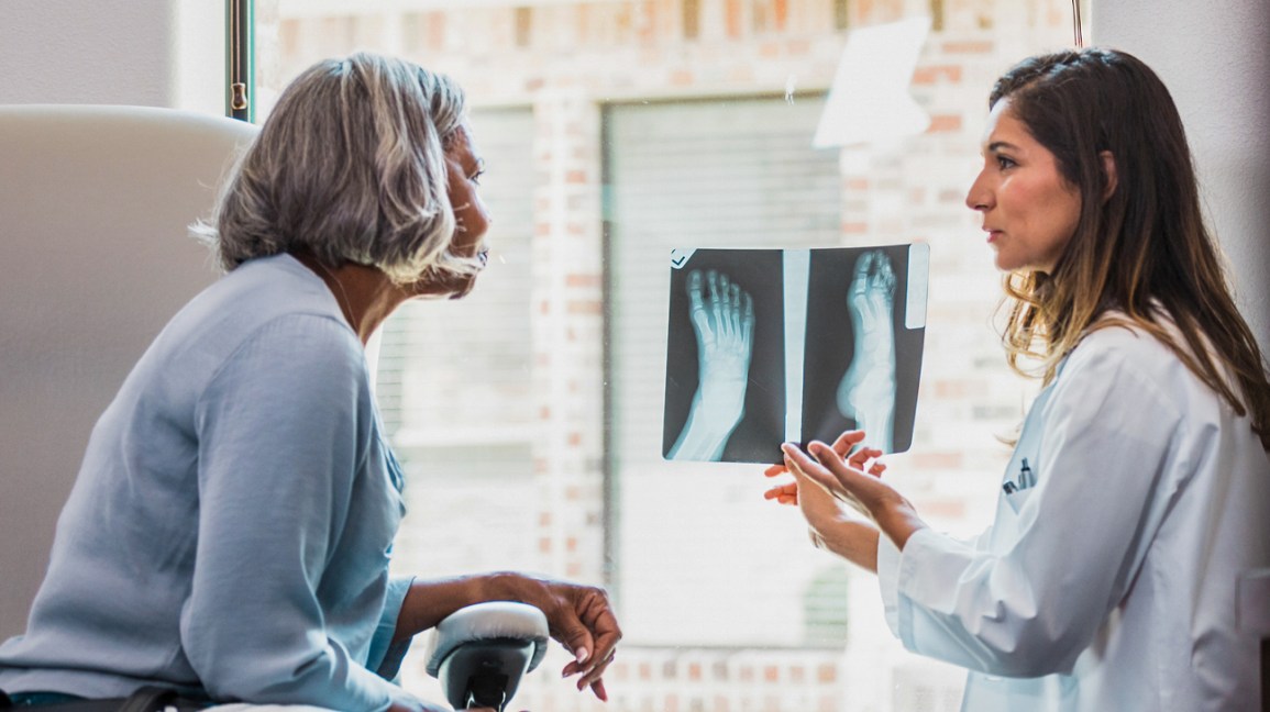 7 Warning Signs of Osteoporosis You Should Know About